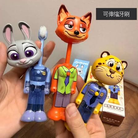 Kids Toothbrush – Fun & Gentle Daily Tooth Cleaning Brush 🪥🧸